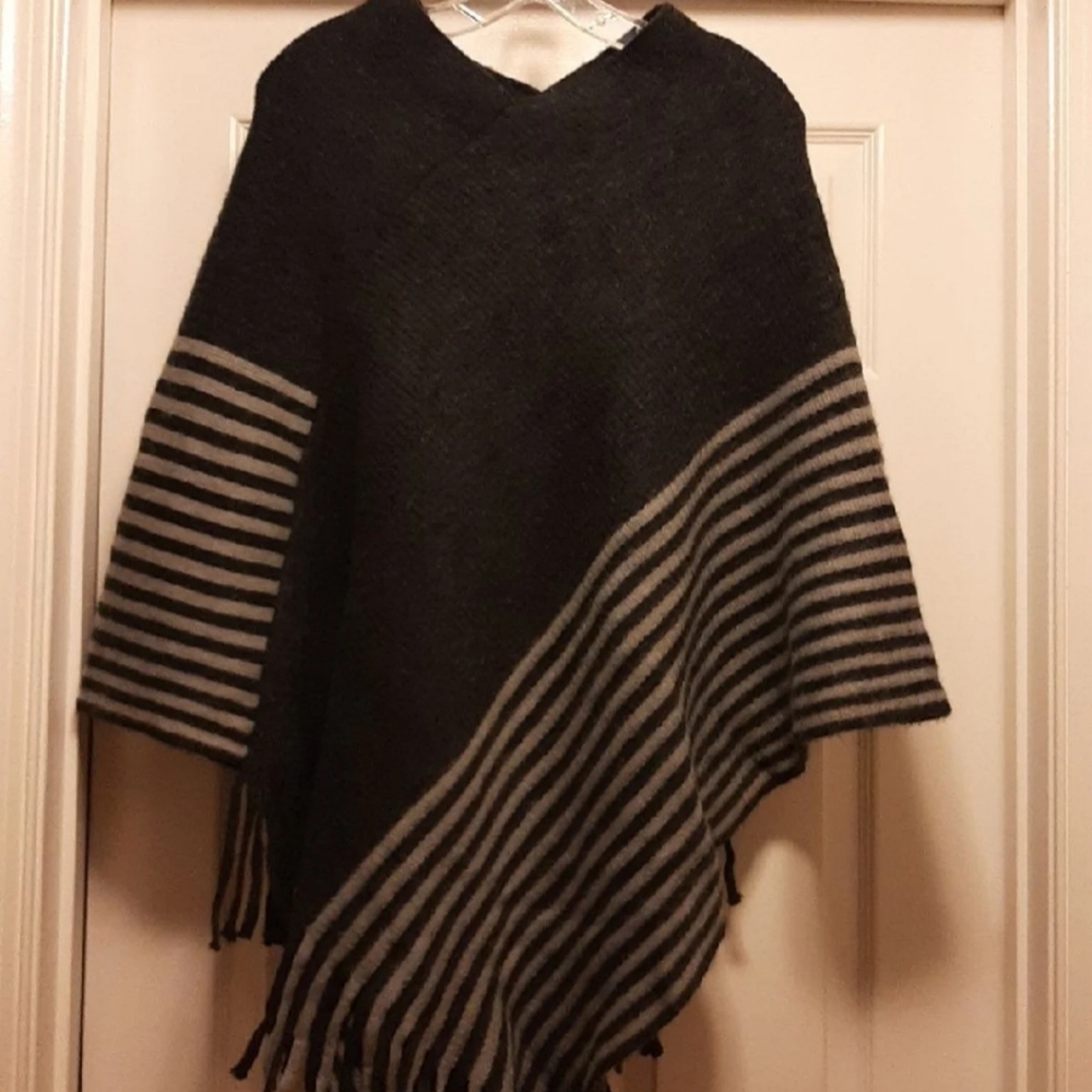 Grey boutique poncho
